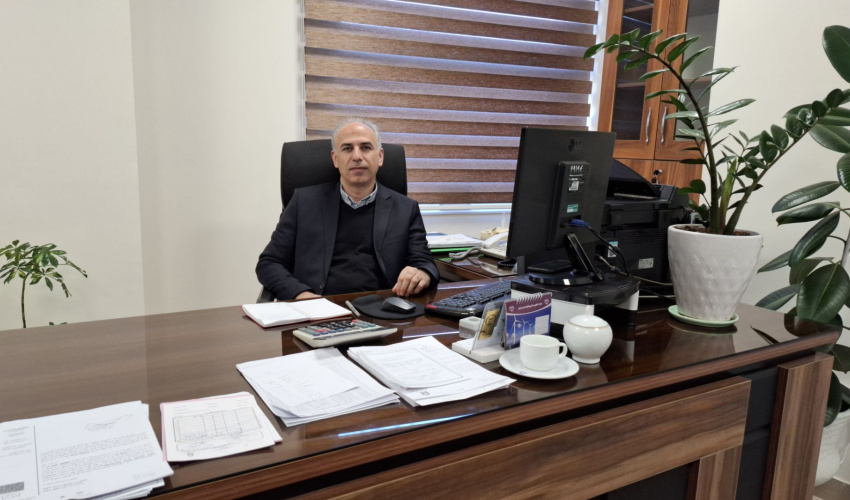 مدیر امور اداری و پشتیبانی