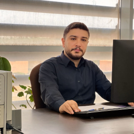 آقای میلاد زرگر